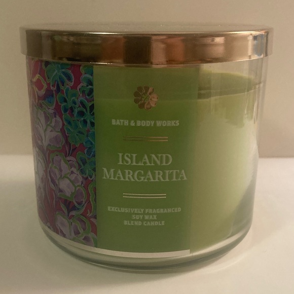 Bath & Body Works Island Margarita Green Candle with Gold Lid - Picture 1 of 3
